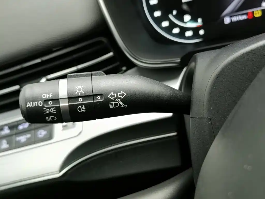 Roewe iMAX8 — миниатюра 21