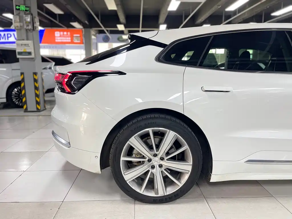 ZEEKR EXTREME KRYPTON 001