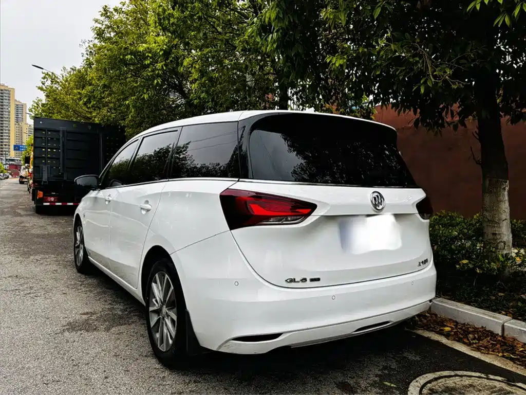 Buick GL6 — миниатюра 9