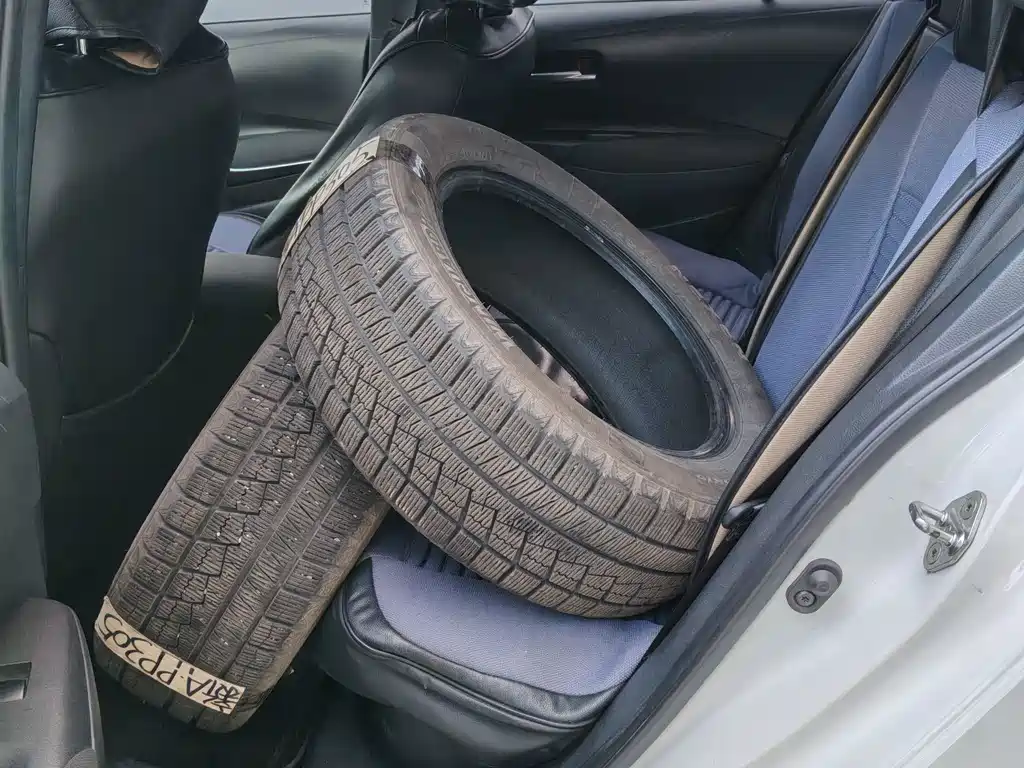 Toyota Corolla — миниатюра 6