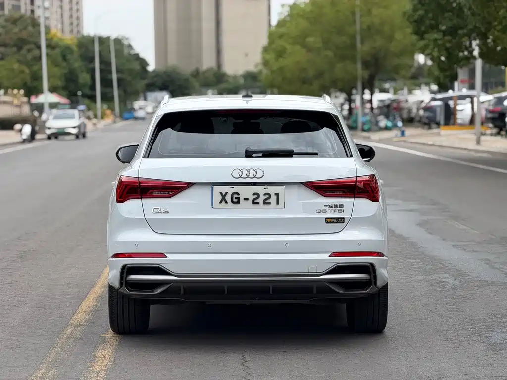 Audi Q3 — миниатюра 5