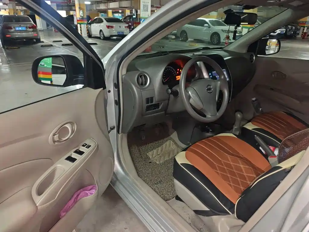 Nissan Sunny — миниатюра 12