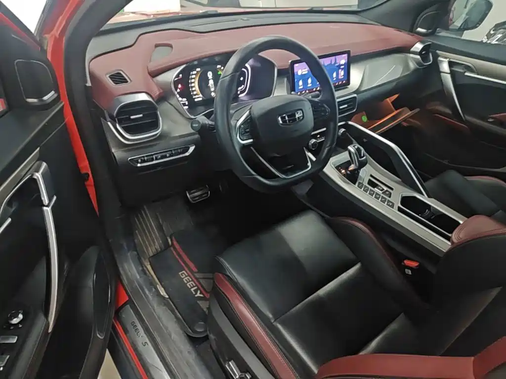 Geely Binyue — миниатюра 12