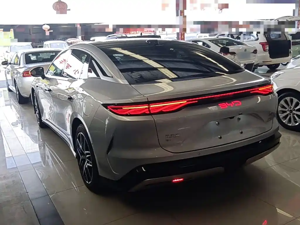 BYD Han L — миниатюра 5