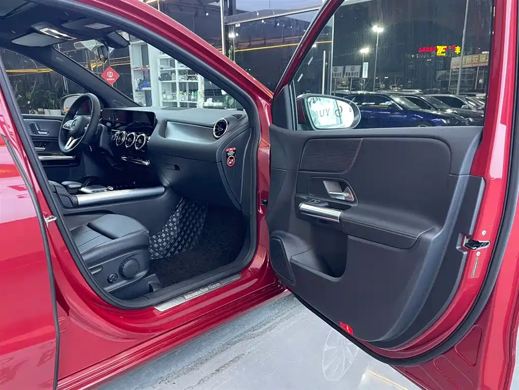 MERCEDES-BENZ B CLASS