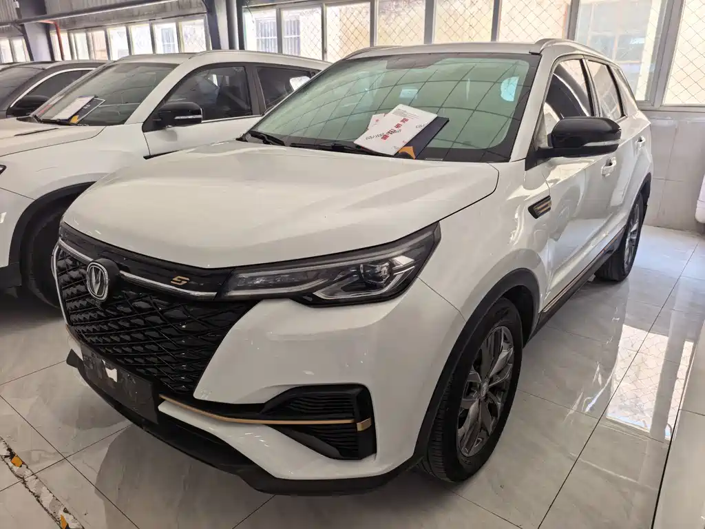 2021 Changan CS55 PLUS - zdjęcie 1 z 14