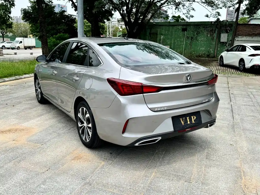 Changan Eado — миниатюра 7