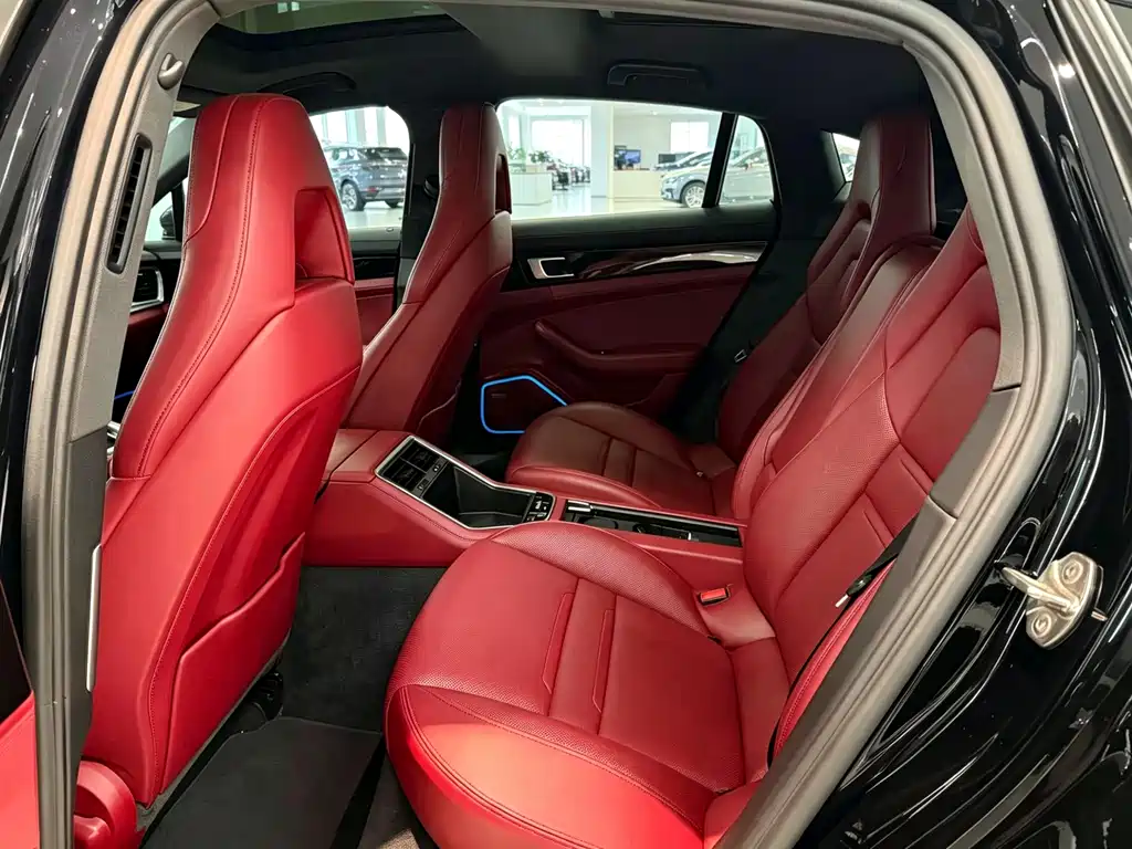 Porsche Panamera — миниатюра 6