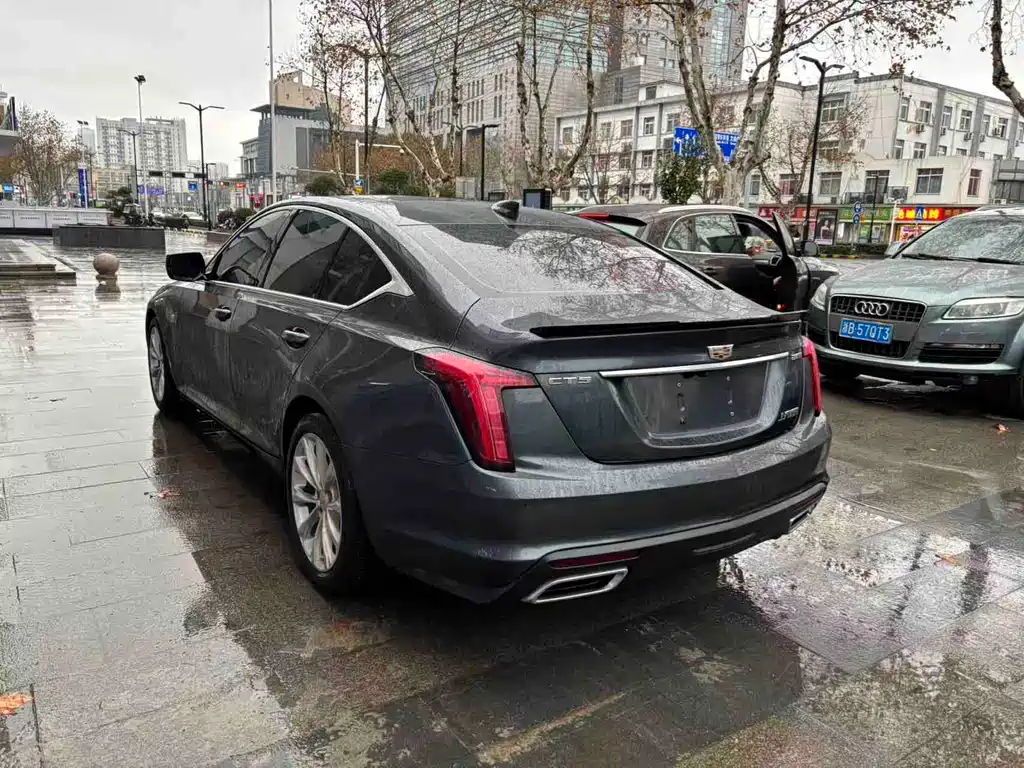 CADILLAC CT5