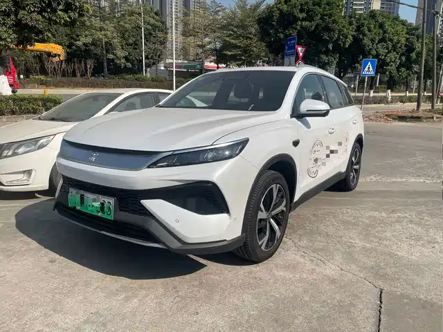 2025 BYD Song Plus