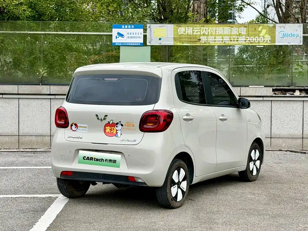 Wuling MINIEV — миниатюра 9