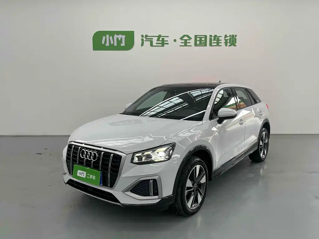 AUDI  Q2L