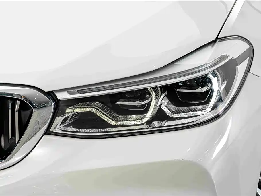 BMW 6 Series GT — миниатюра 4