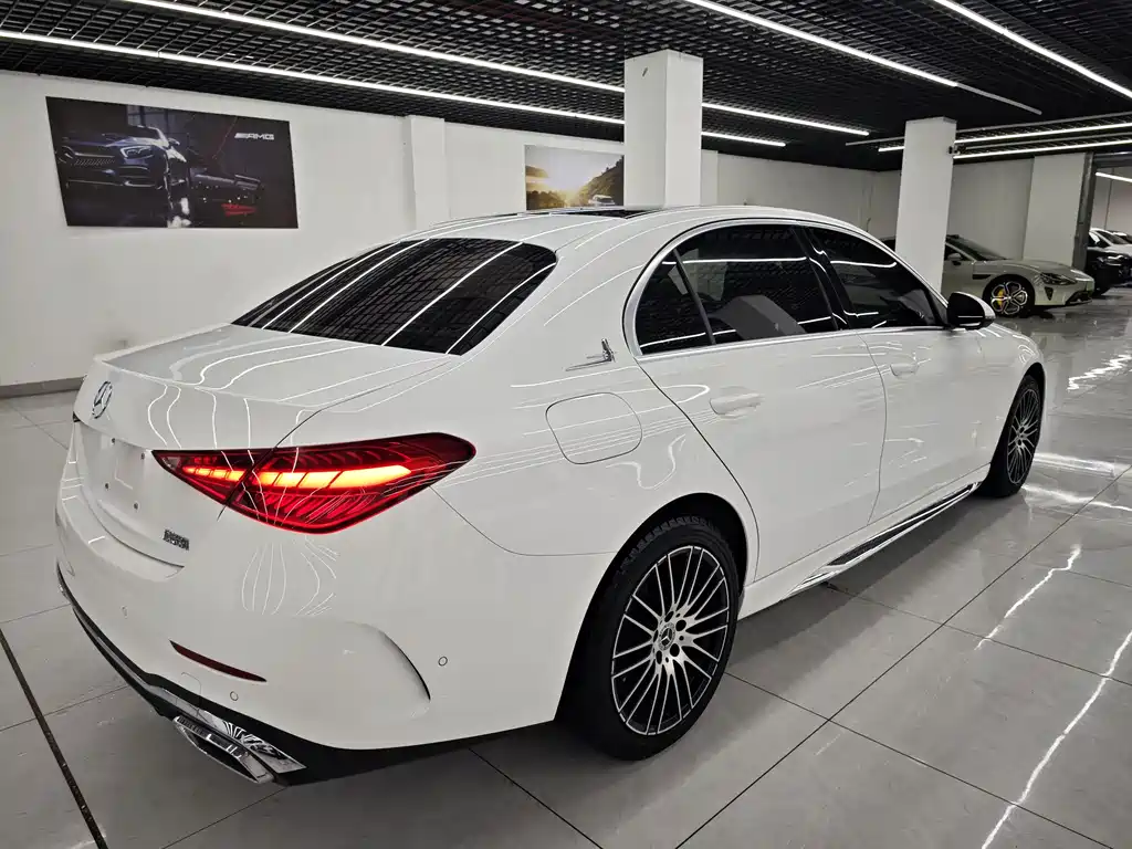 MERCEDES-BENZ C CLASS