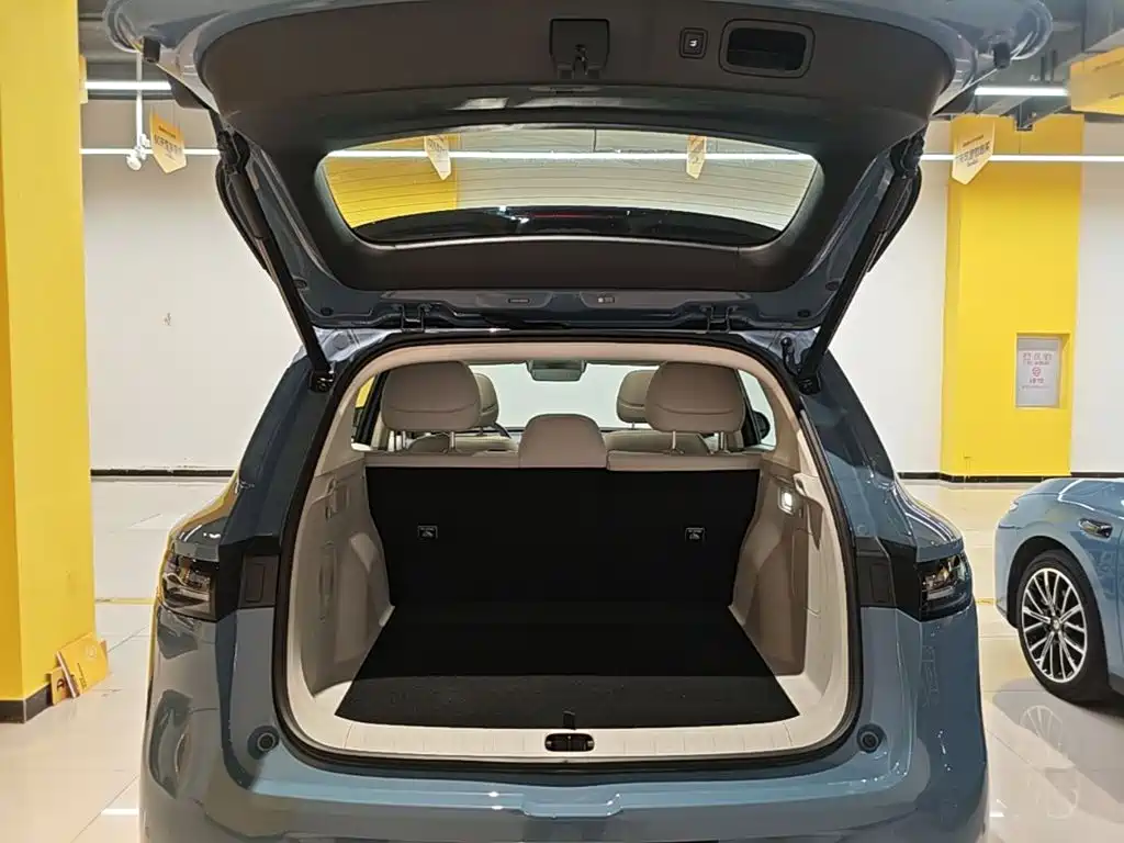 Leapmotor Leapmotor B10 — миниатюра 19