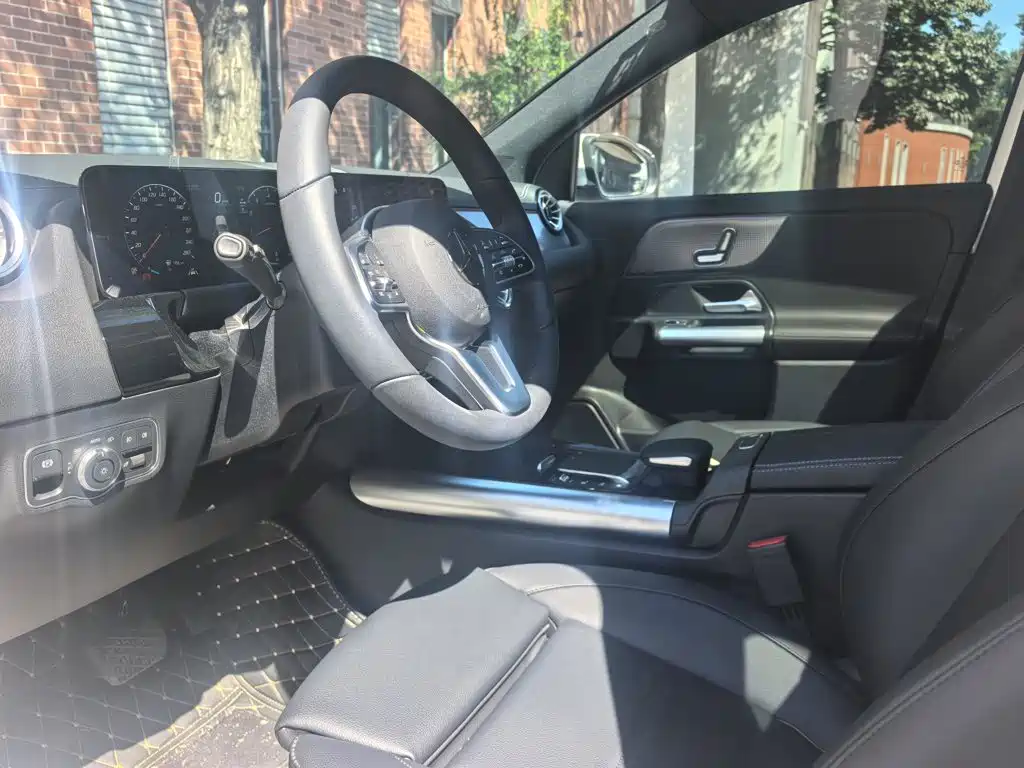 Mercedes-Benz GLA — миниатюра 5