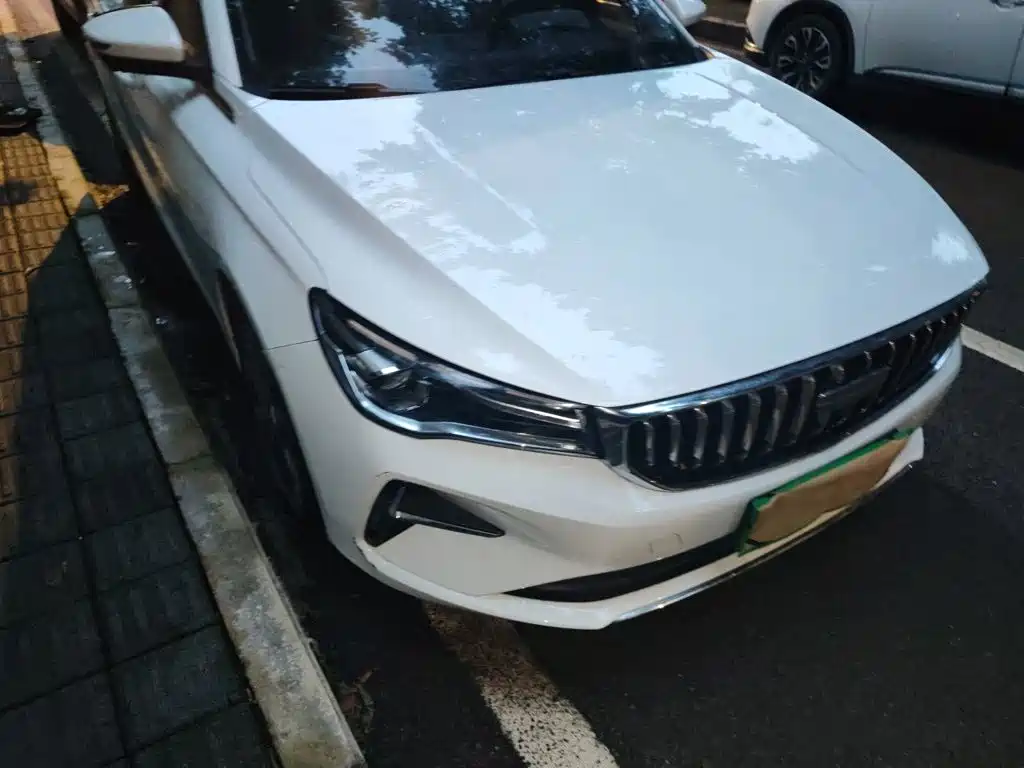 Geely Emgrand — миниатюра 7