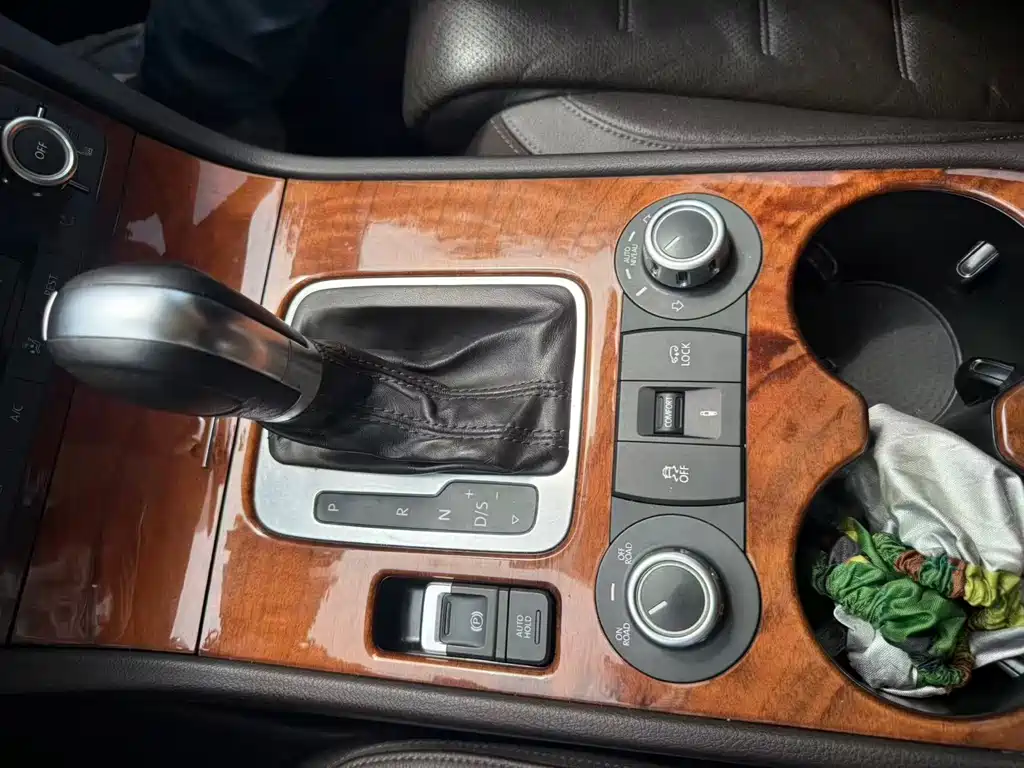 Volkswagen Touareg — миниатюра 11