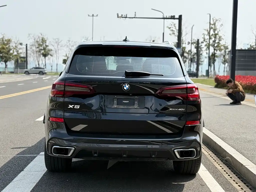 BMW X5 (Import) — миниатюра 12