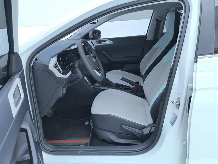 Volkswagen Lavida — миниатюра 9