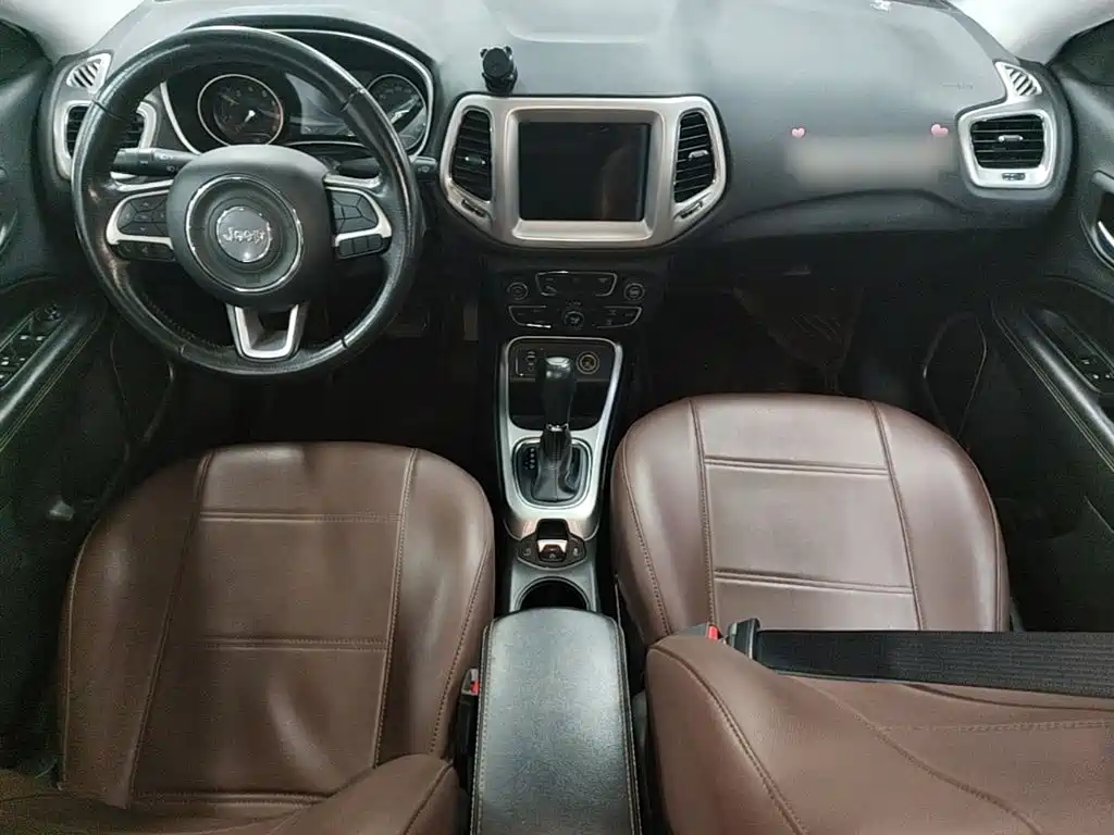 Jeep Compass — миниатюра 10