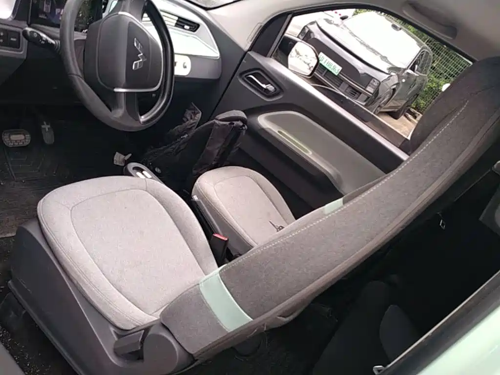 Wuling MINIEV — миниатюра 15