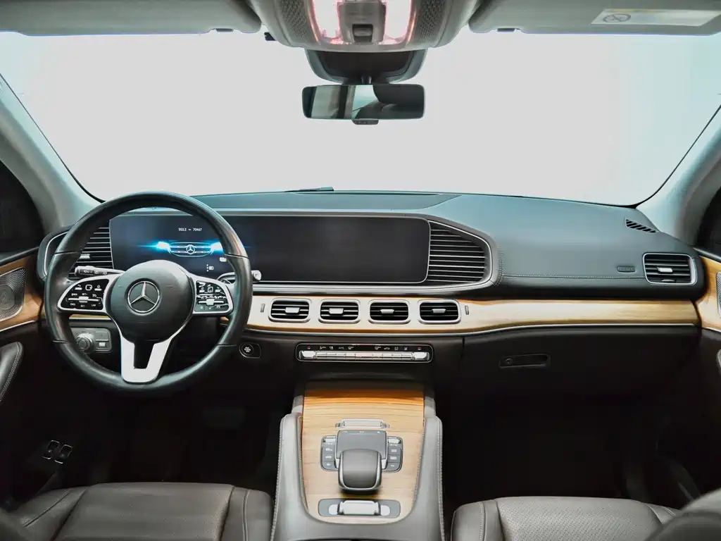 Mercedes-Benz GLE New Energy — миниатюра 9