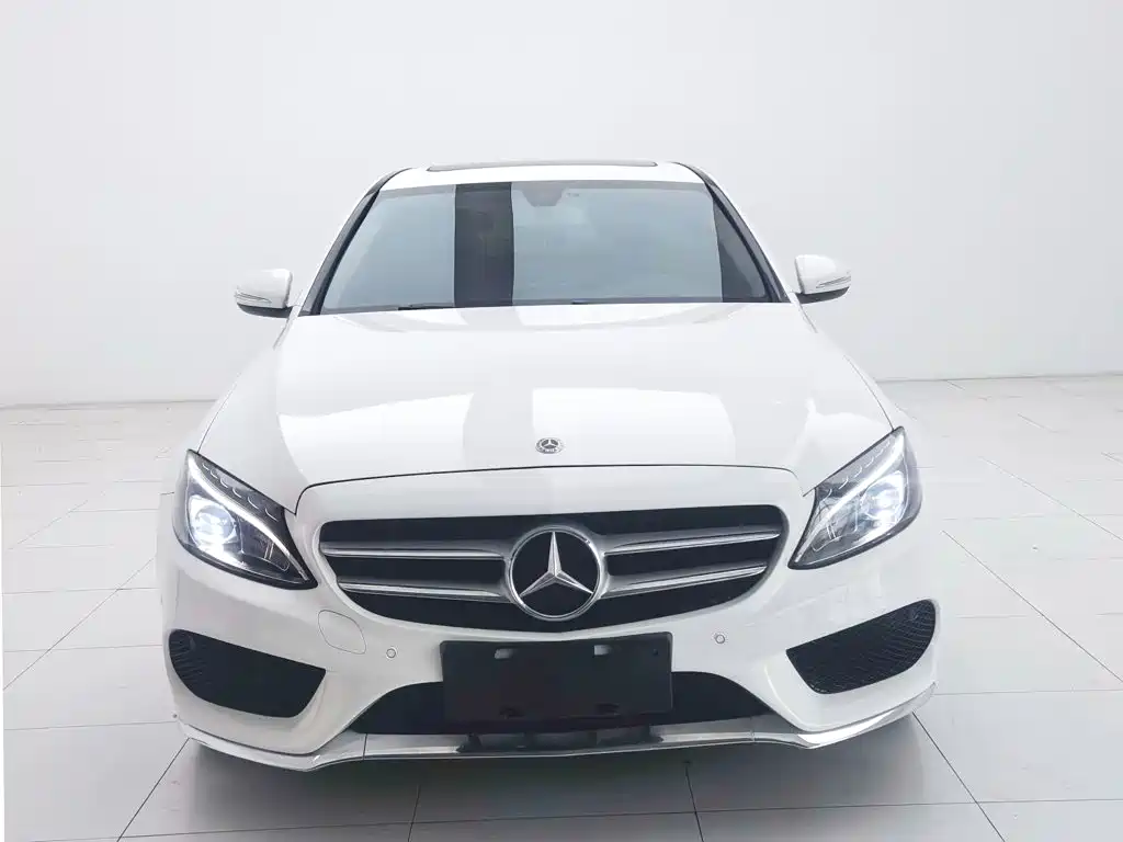 Mercedes-Benz C-Class — миниатюра 2