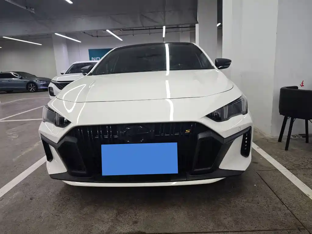 2021 GAC Trumpchi Empow - zdjęcie 1 z 7
