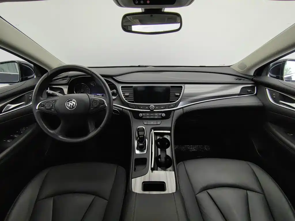 Buick LaCrosse — миниатюра 5