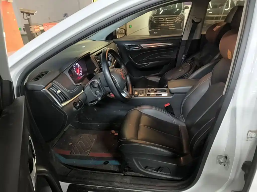Roewe i6 Classic — миниатюра 15