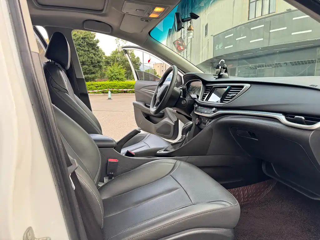 Buick Excelle — миниатюра 11