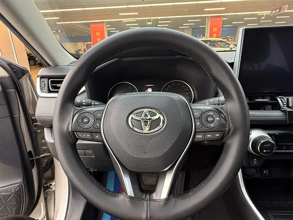 TOYOTA WILANDA