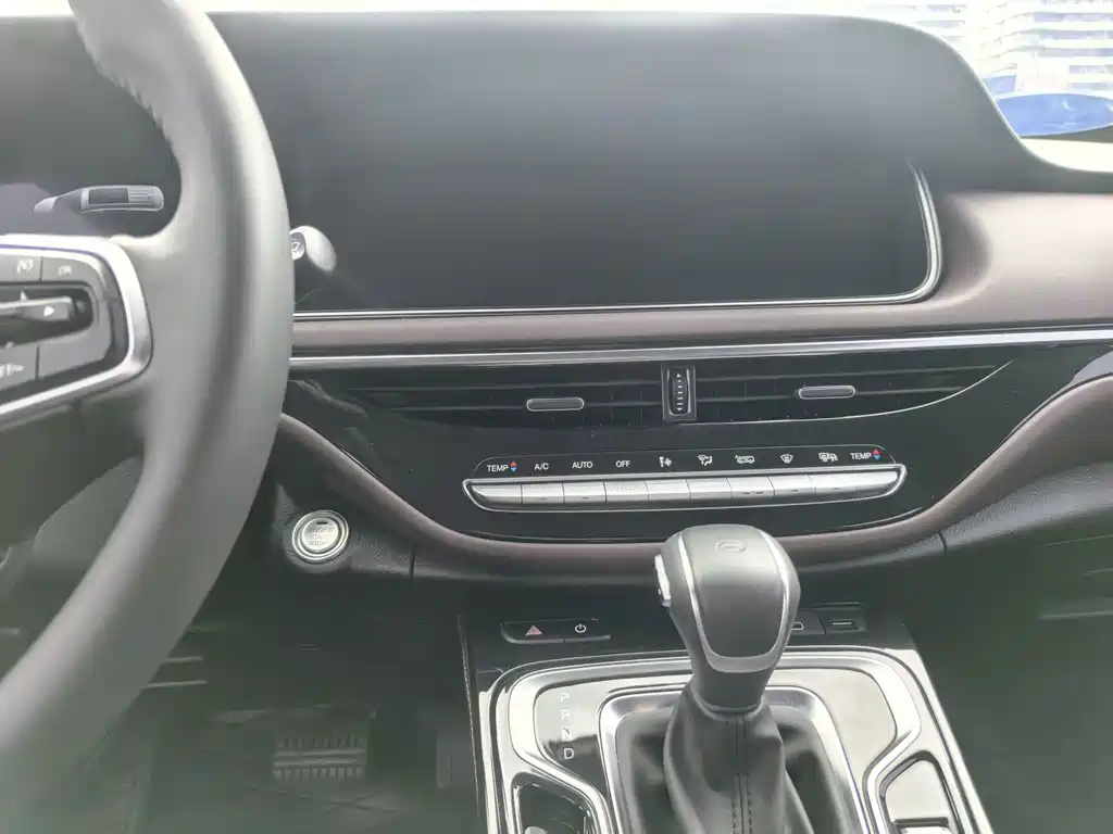 GAC Motor Trumpchi M6 — миниатюра 9