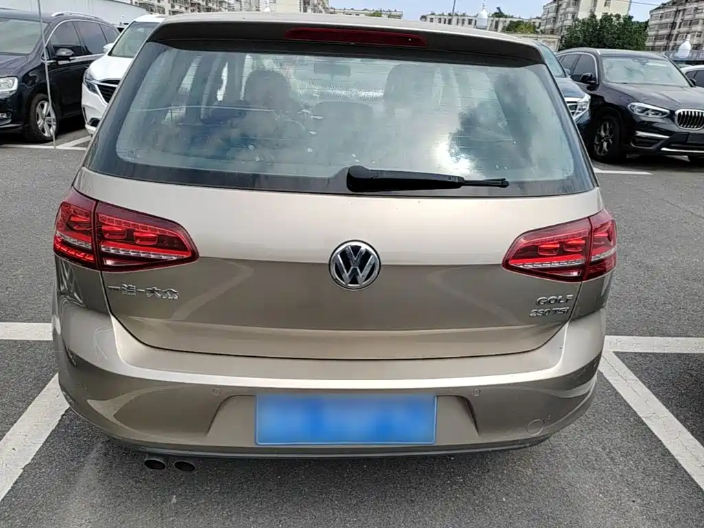 Volkswagen Golf — миниатюра 6