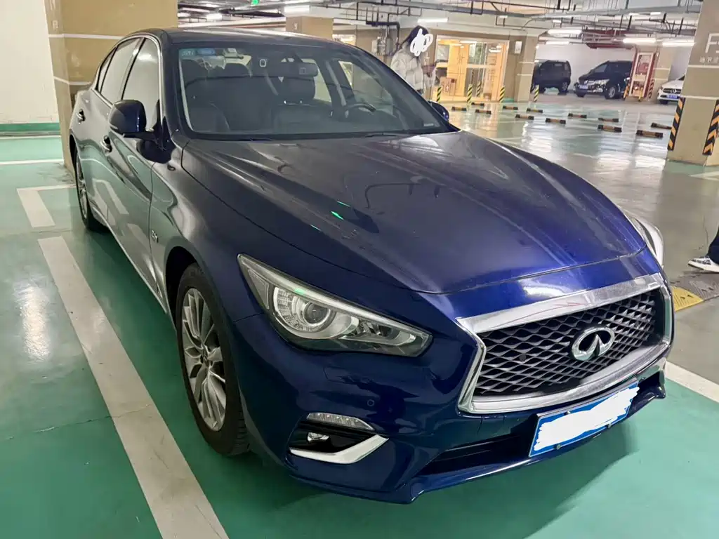 Infiniti Q50L 2018 2.0T VI