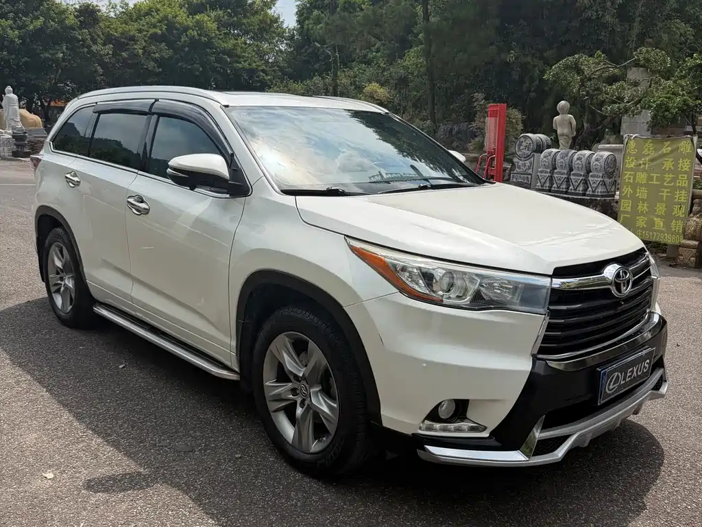 Toyota Highlander — миниатюра 3