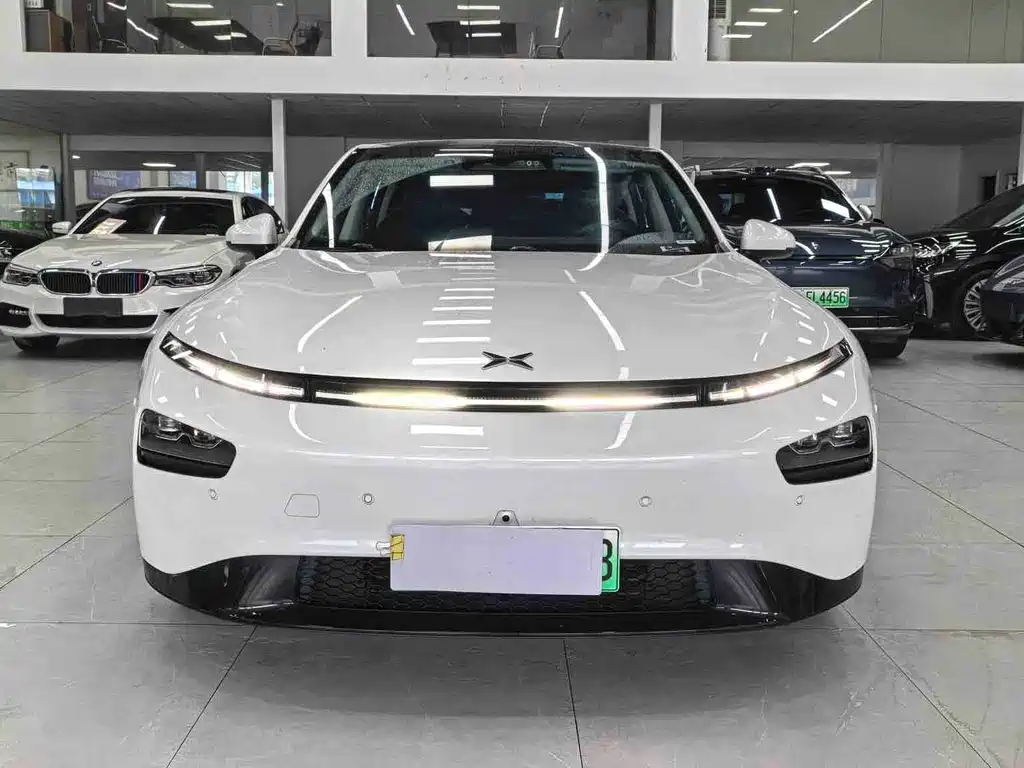 XPeng P7 — миниатюра 2