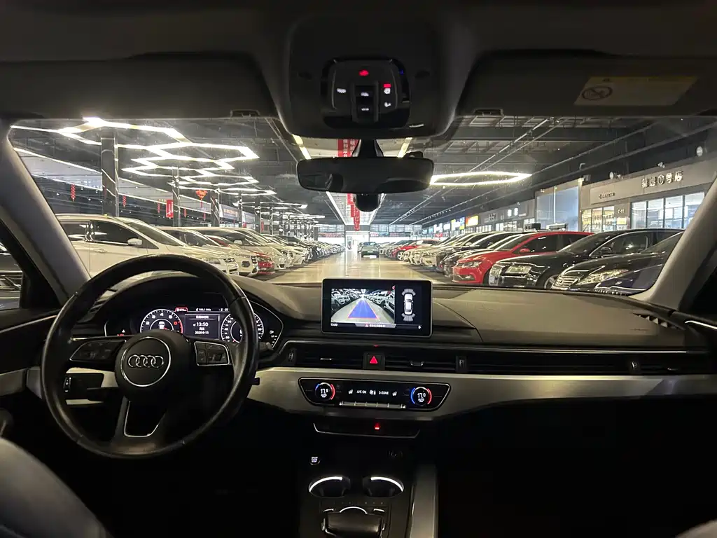 Audi A4L — миниатюра 12