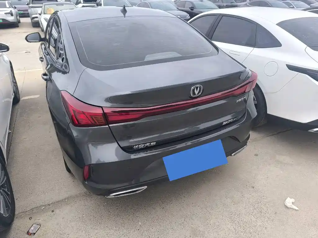 Changan Eado — миниатюра 9