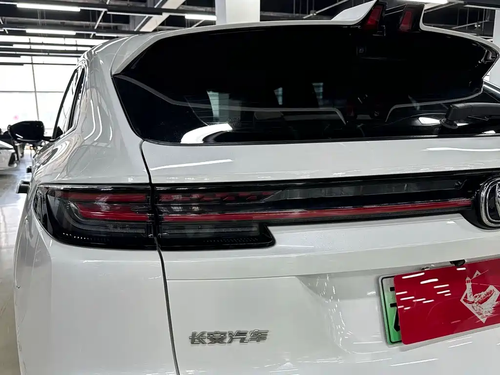 Changan UNI-K iDD — миниатюра 16