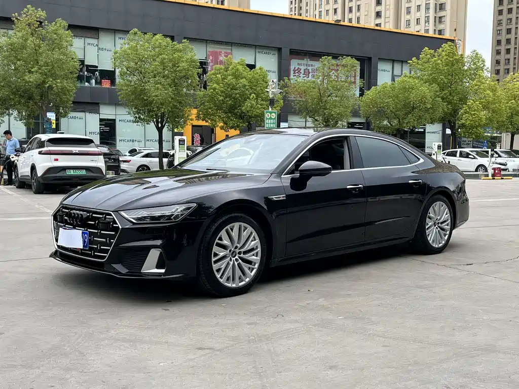 Audi A7L — миниатюра 9