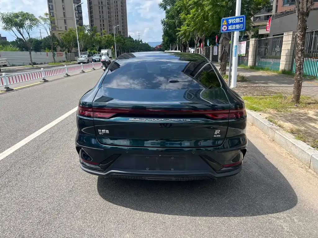 BYD Han — миниатюра 8