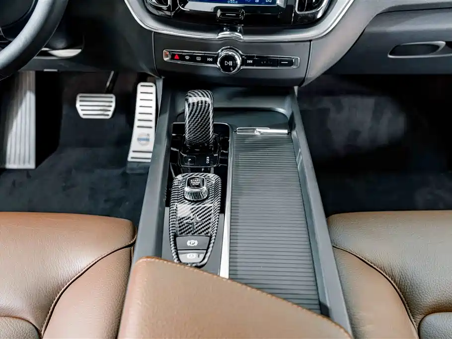 Volvo XC60 — миниатюра 12