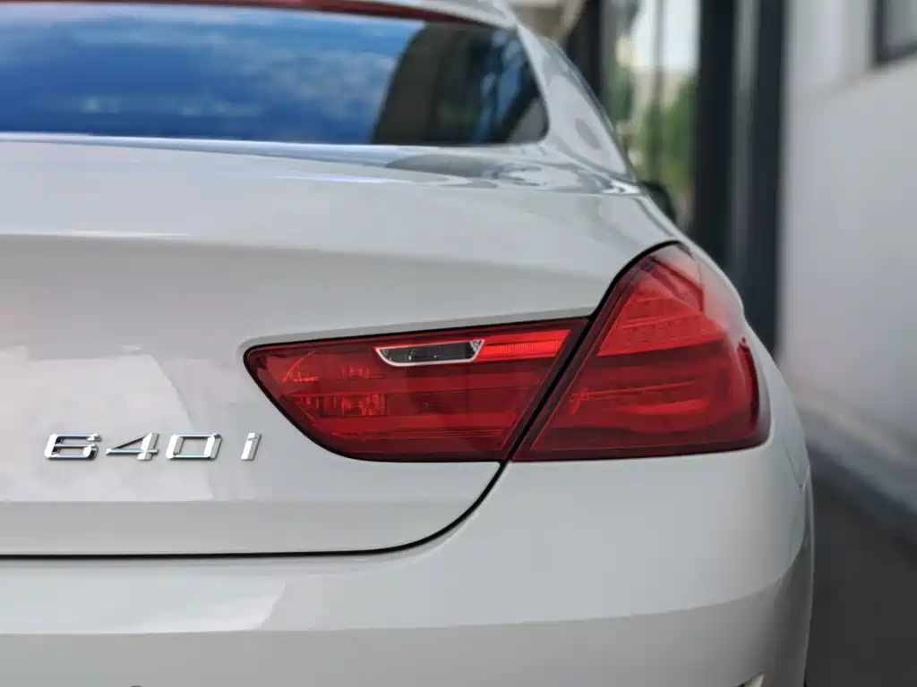 BMW 6 Series — миниатюра 9