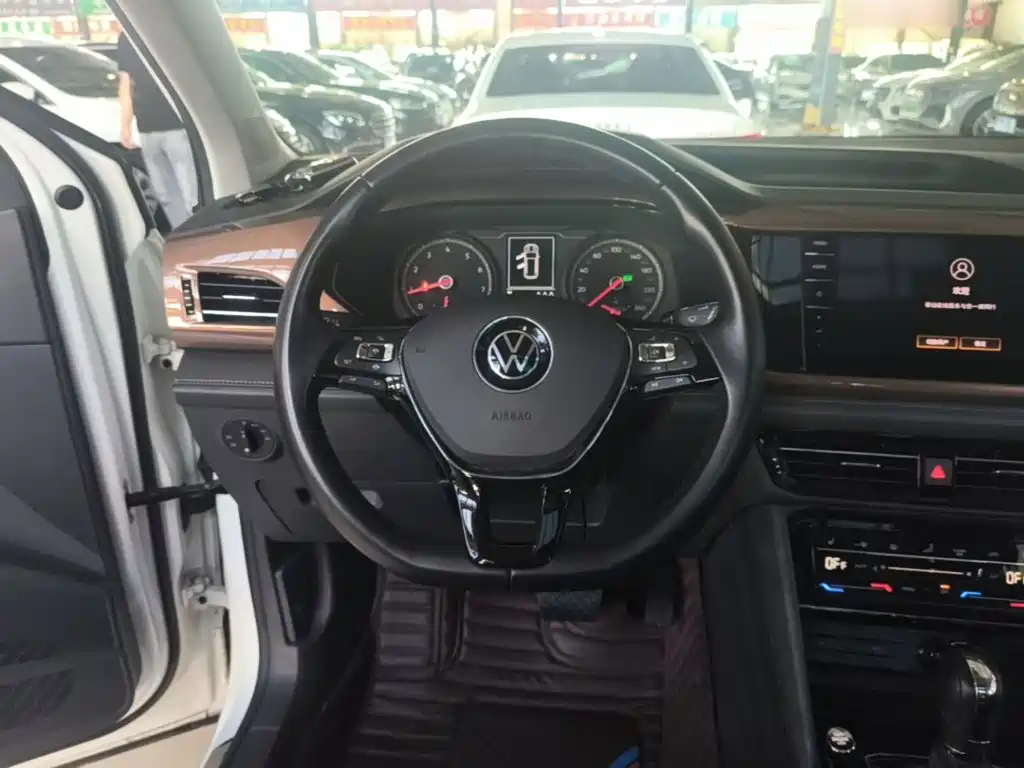 Volkswagen Tharu — миниатюра 11