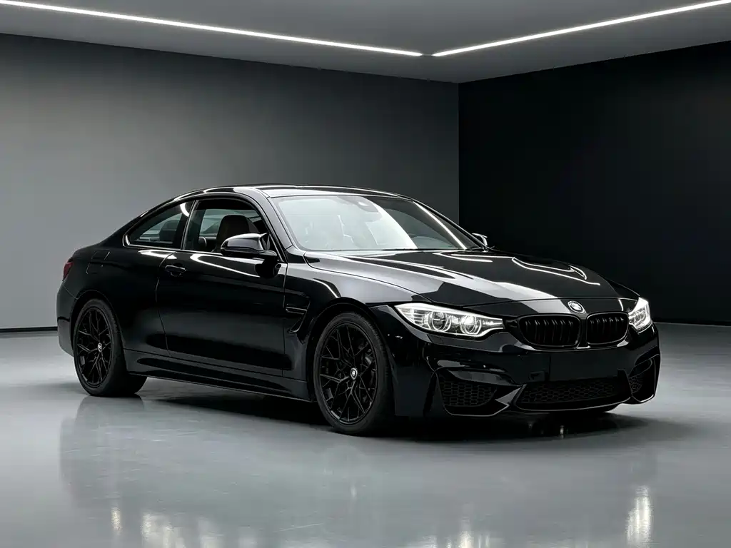 BMW M4 — миниатюра 3