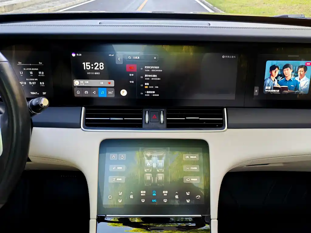 Li Auto Li ONE — миниатюра 10