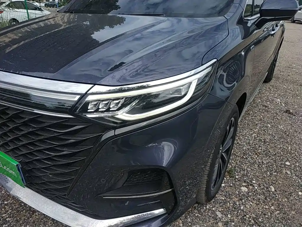 Roewe iMAX8 — миниатюра 24