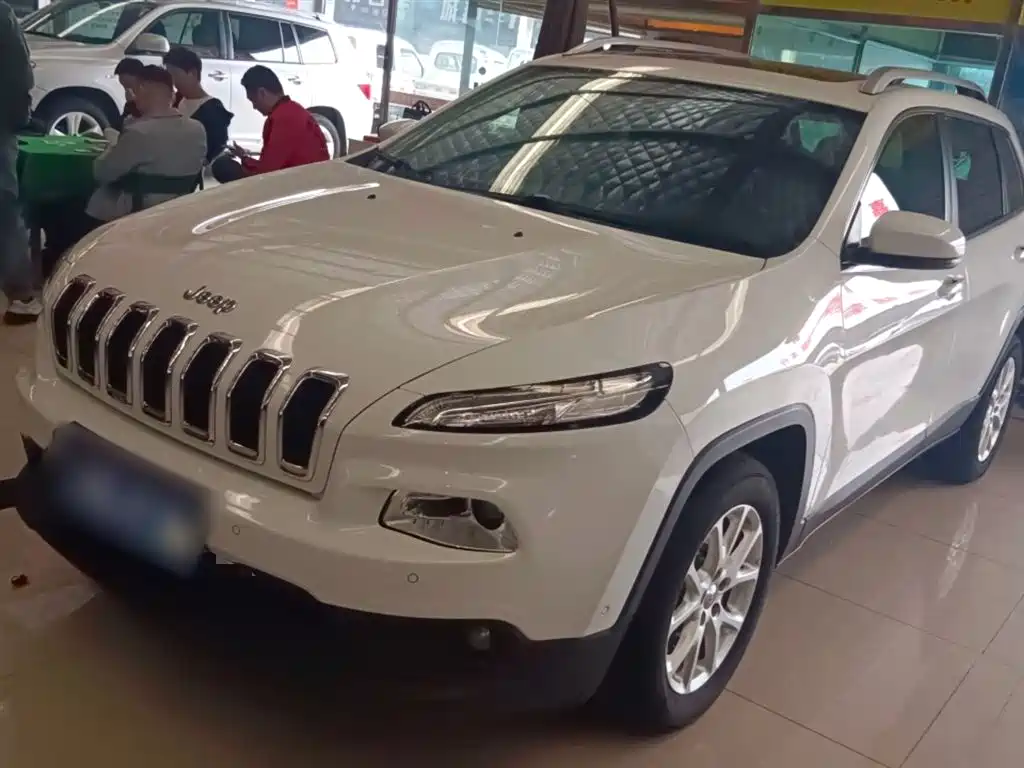 Jeep Cherokee 2016